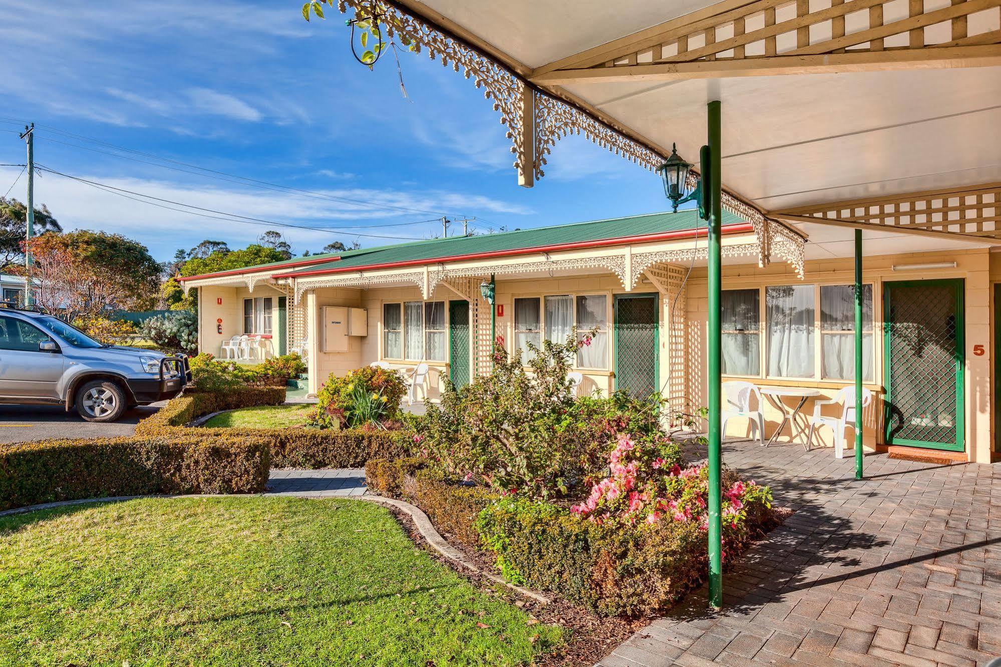 Wintersun Gardens Motel Bicheno Exterior foto